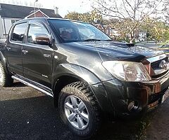 Toyota Hilux Incredible 3.0L taxed & CVRT
