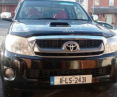Toyota Hilux Incredible 3.0L taxed & CVRT - Image 7/9