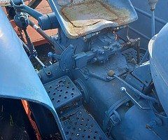 Fordson major tractor - Image 3/9