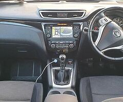 15 NISSAN QASHQAI 1.5  HIGH SPEC - Image 5/7