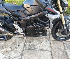 SUZUKI GSR 750 2013