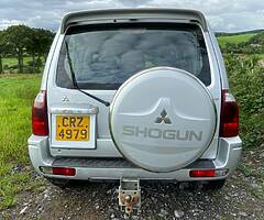 2003 Mitsubishi Shogun