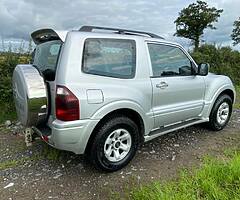 2003 Mitsubishi Shogun - Image 5/5