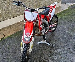 2011 Honda CRF - Image 3/8