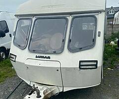CARAVAN BREAKING ALL WINDOWS PERFECT