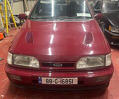 Ford Sierra - Image 4/10