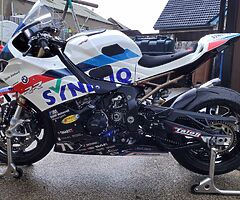 Carbon wheels and original Tas faring,s