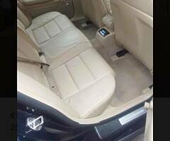 Car - Image 10/10
