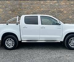 131Toyota Hilux D4D - Image 3/4
