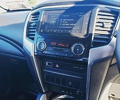 Mitsubishi L200... 2021... CREW Cab... - Image 8/10