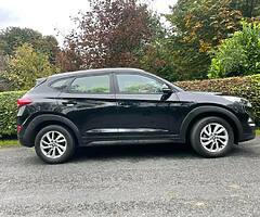 2017 Hyundai Tuson - Image 4/6