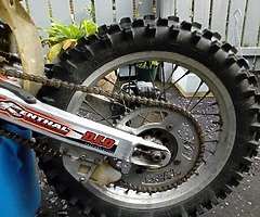 2002 Honda CR - Image 5/5