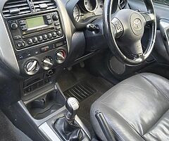 05 RAV4