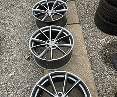 20” original Audi alloys