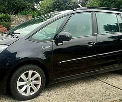 Manual 1.6 Diesel. 7 seater C4 picasso