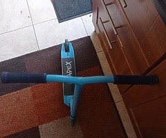 Apex stunt scooter