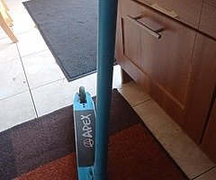 Apex stunt scooter