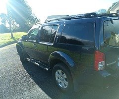 Nissan Pathfinder - Image 4/6