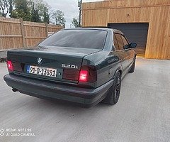 91 BMW 520i E34 Manual - Image 7/10
