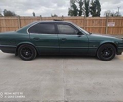 91 BMW 520i E34 Manual - Image 10/10
