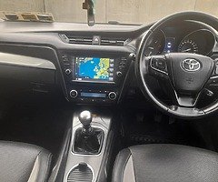 2016 Toyota Avensis 2.0 - Image 7/9