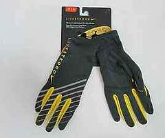 Nike dri fit gloves.. green and gold