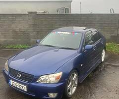 Lexus is200 8n8