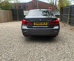 2017 BMW Series 3 - Image 3/10