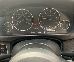 2017 BMW Series 3 - Image 10/10