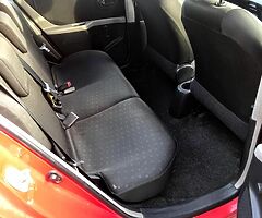 Toyota Yaris 1.0 petrol NCT 10/22 Tax 11/21 Low mileage - Image 6/10
