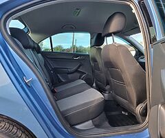 Skoda Rapid 1.2 TSI Elegance - Image 6/10