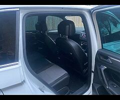 2017 Volkswagen Tiguan - Image 6/8