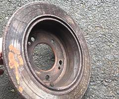 Hyundai Tucson 2l Diesel brake discs