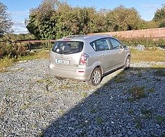 Tayota corolla verso - Image 6/10