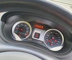 Renault Clio - Image 5/5