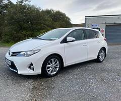 Toyota Auris D4D - Image 7/10