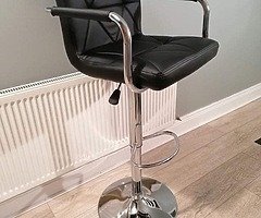 High quality brand new bar stools €70 each National shipping available for extra cost - Image 6/10