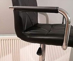 High quality brand new bar stools €70 each National shipping available for extra cost - Image 7/10