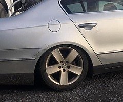 Monte Carlos - Image 3/3