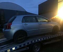 Toyota Corolla 1.4 petrol for breaking - Image 3/4