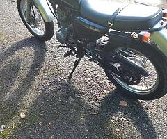 Honda CB 223s - Image 6/8