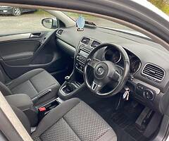 Volkswagen Golf 1.6tdi - Image 8/10