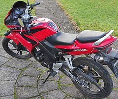 Honda CBR 125R 2007 *LOW MILAGE* *TAXED TILL 09/22* - Image 3/6