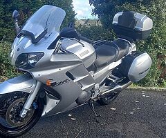 2002 Yamaha FJR - Image 8/10
