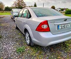 Ford Focus Saloon - Image 3/6
