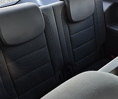 Volkswagen Golf Touran - Image 6/9