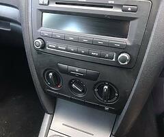 2010 Skoda Octavia 1.6 TDI - Image 8/10