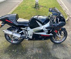 1996 Suzuki 750 SRAD - Image 5/5