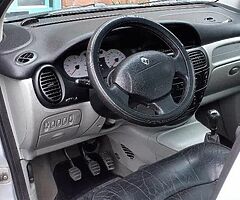 4x4 Renault Scenic - Image 5/9