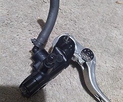 Nissin radial master cylinder and 6 pots tocico callipers